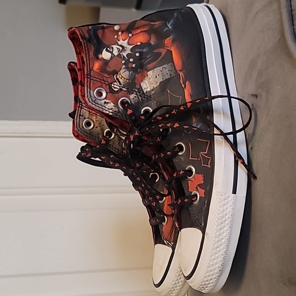 HARLEY Quinn converse - Picture 5 of 15